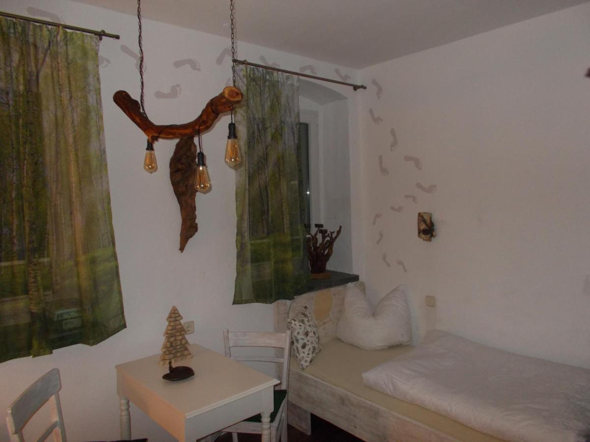 Ferienwohnung "Hinter Den Sieben Bergen" Шварценберг Екстериор снимка