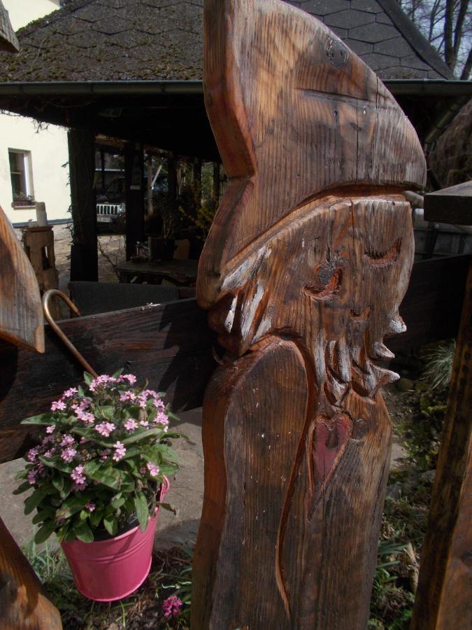 Ferienwohnung "Hinter Den Sieben Bergen" Шварценберг Екстериор снимка